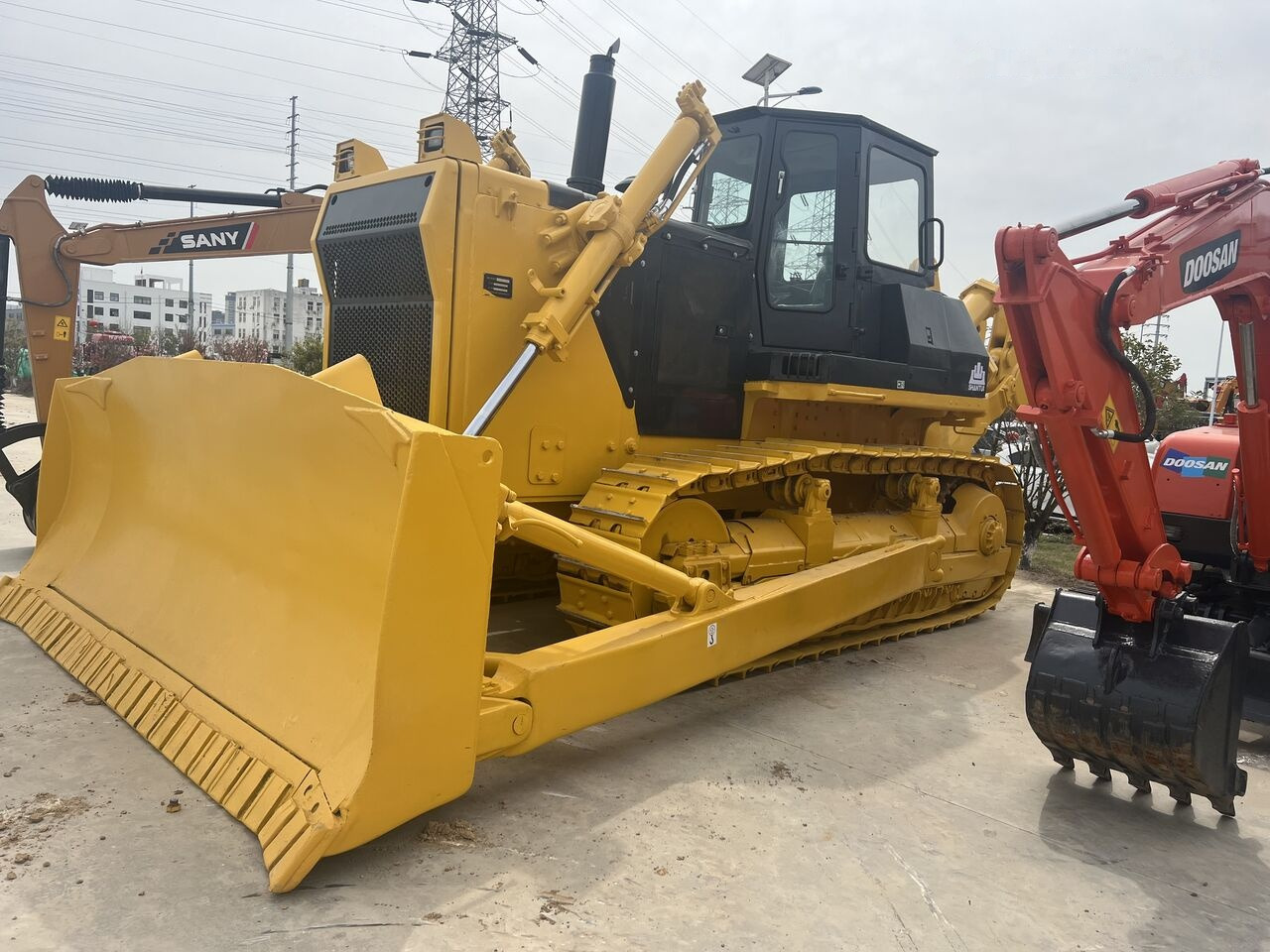 Shantui SD32 - Bulldozer: foto 2 Shantui SD32 - Bulldozer: foto 2