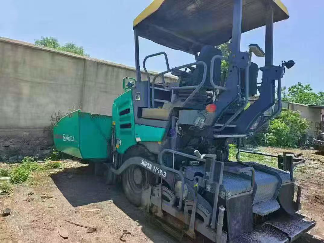 VOGELE 1103-3 - Pavimentadora de asfalto: foto 1 VOGELE 1103-3 - Pavimentadora de asfalto: foto 1
