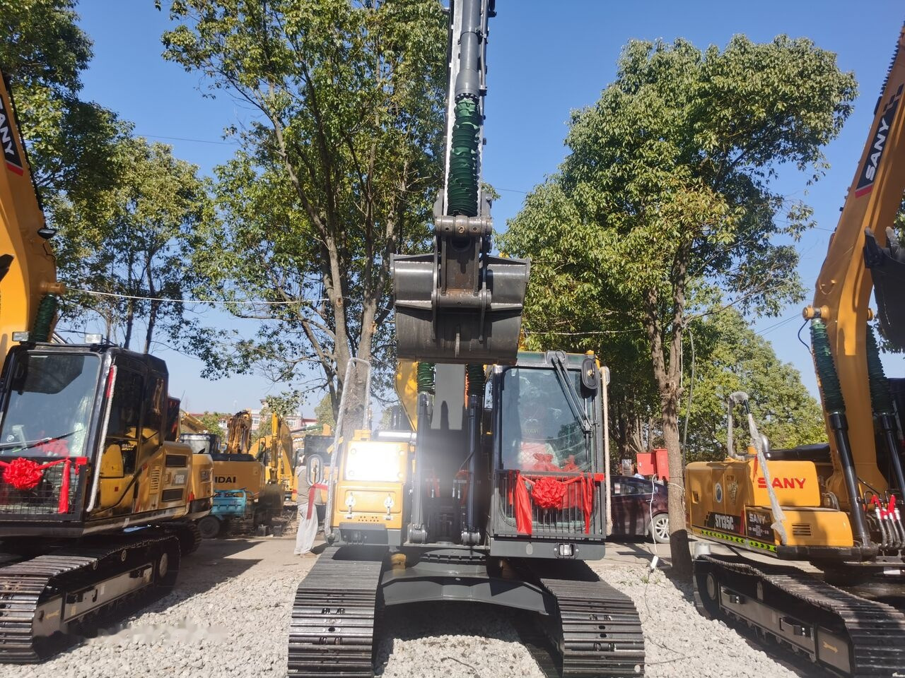 Volvo EC140DL - Excavadora de cadenas: foto 1 Volvo EC140DL - Excavadora de cadenas: foto 1