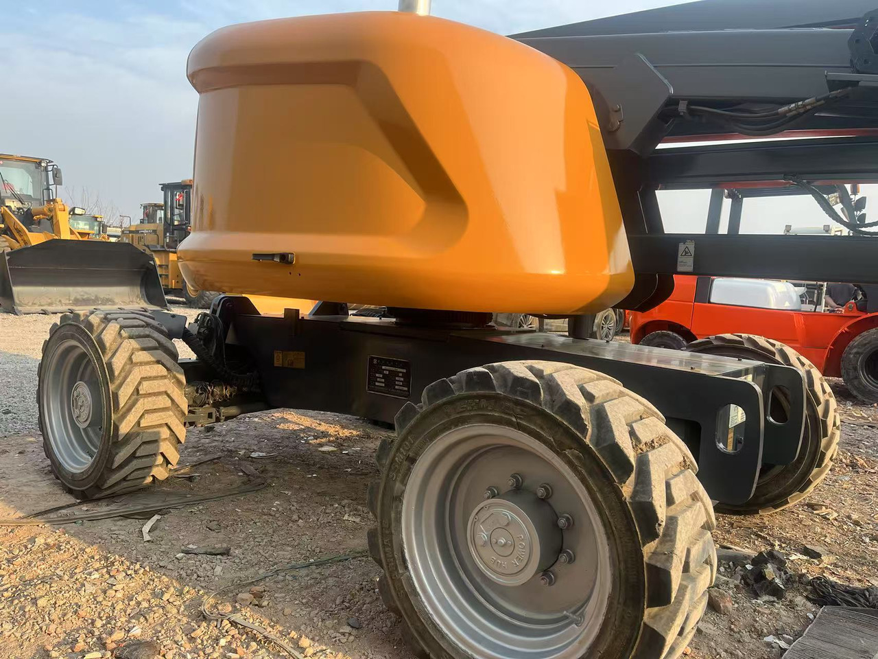 XCMG GTBZ14 aerial platform - Camión con plataforma elevadora: foto 4 XCMG GTBZ14 aerial platform - Camión con plataforma elevadora: foto 4