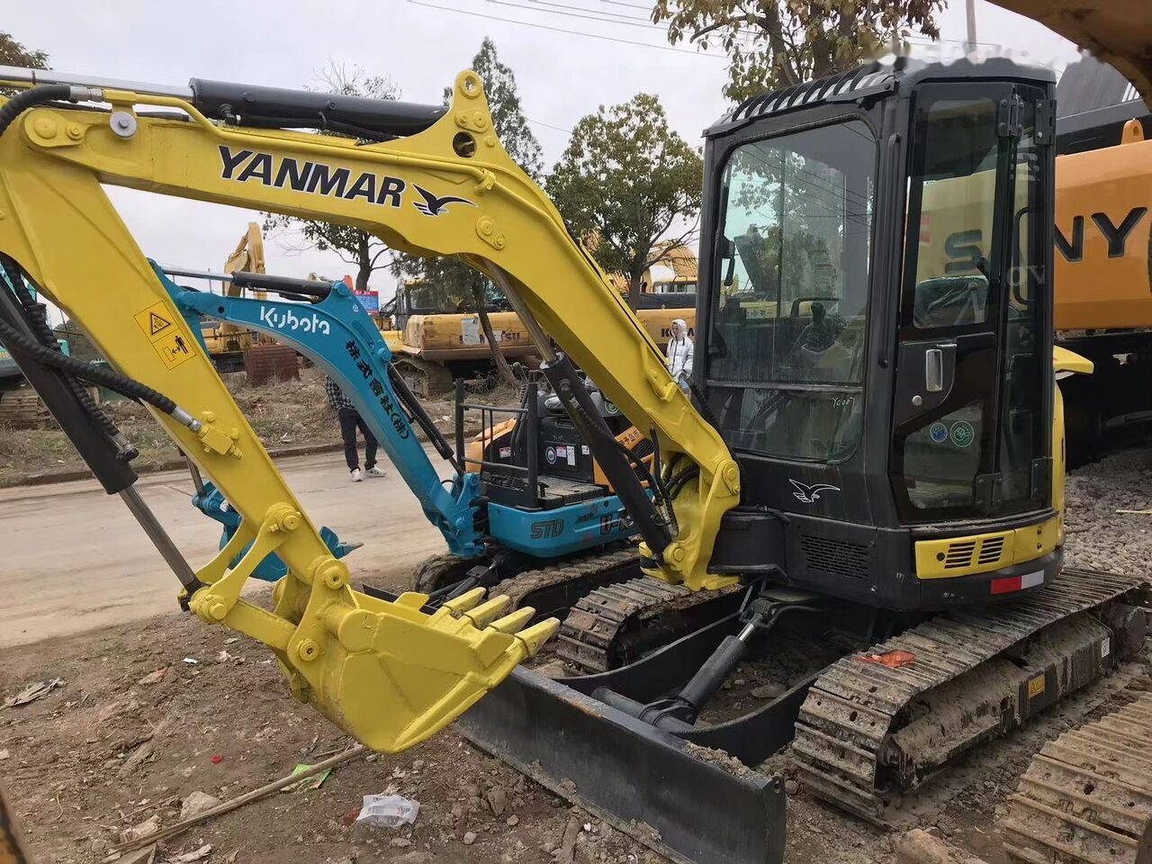 Yanmar VIO30 - Miniexcavadora: foto 2 Yanmar VIO30 - Miniexcavadora: foto 2