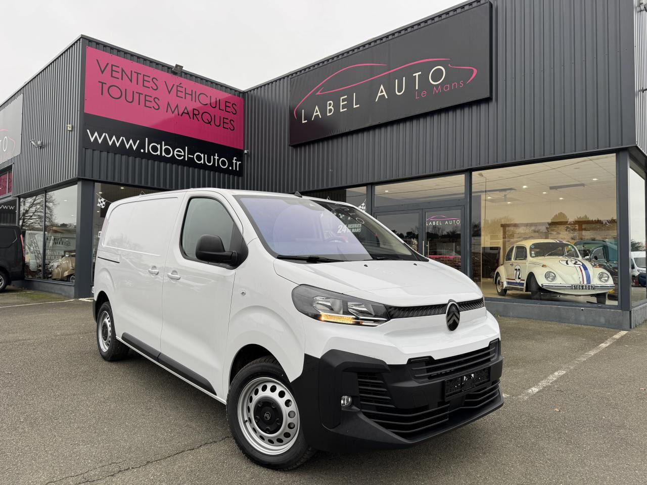 CITROEN Jumpy M 2.0 BlueHDi - 145 S&S - BV EAT8 III FOURGON . PHASE 2 - Furgón: foto 5 CITROEN Jumpy M 2.0 BlueHDi - 145 S&S - BV EAT8 III FOURGON . PHASE 2 - Furgón: foto 5