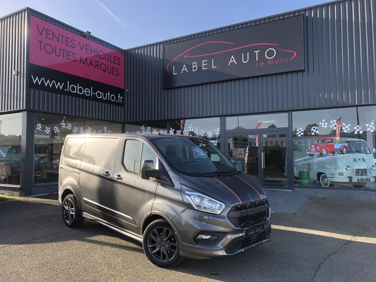 FORD Transit Custom 2.0 TDCi - 170 - BVA S&S TRANSIT CUSTOM FOURGON Fourgon 290 L1H1 Sport PHASE 2 - Furgón: foto 1 FORD Transit Custom 2.0 TDCi - 170 - BVA S&S TRANSIT CUSTOM FOURGON Fourgon 290 L1H1 Sport PHASE 2 - Furgón: foto 1