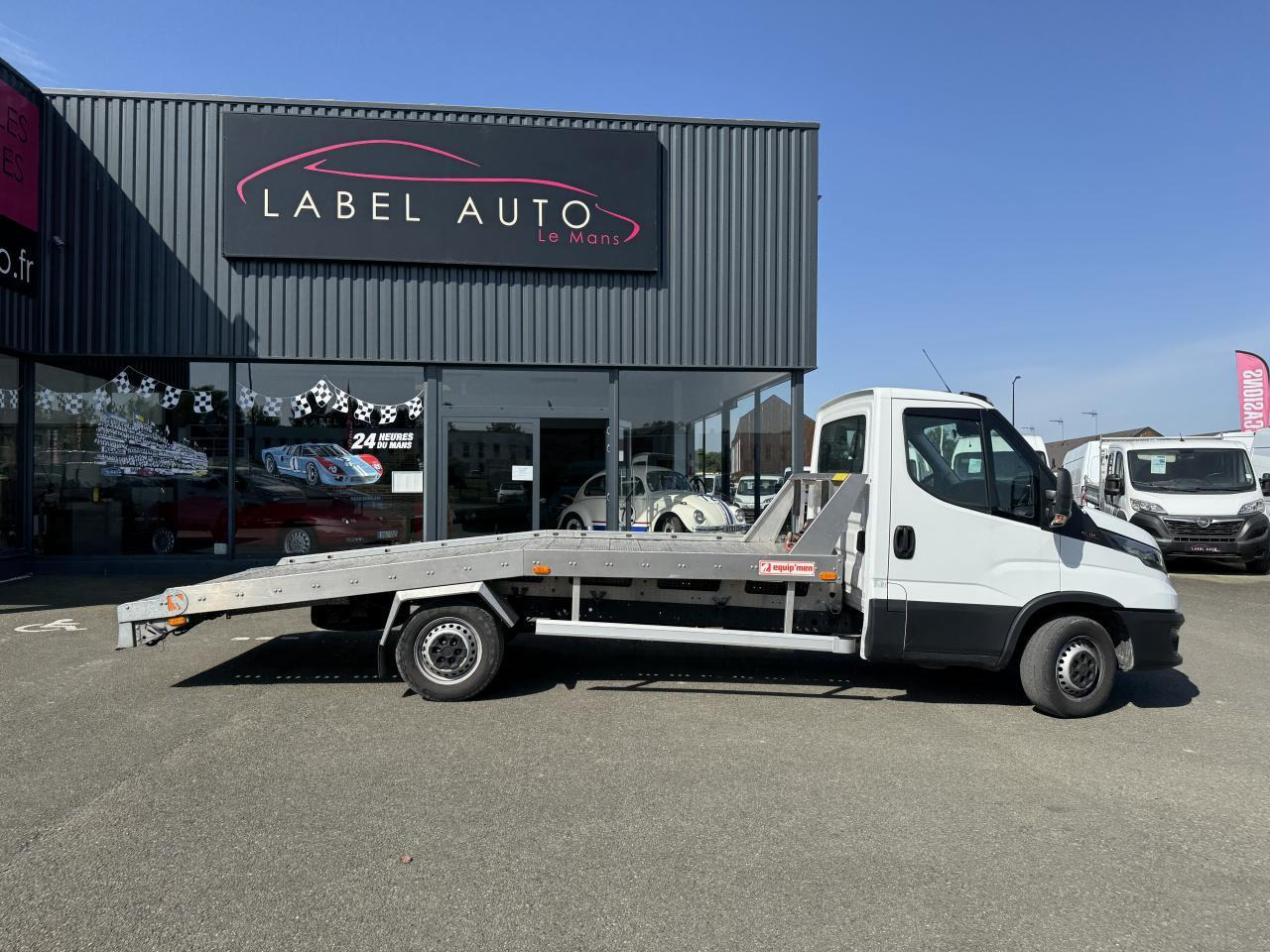 Iveco Daily IVECO PORTE VOITURE DEPANNEUSE 35 S 16 3L0 160 CH EMPATTEMENT 4100 PLATEAU FIX'ALU EQUIP'M - Camión portavehículos: foto 1 Iveco Daily IVECO PORTE VOITURE DEPANNEUSE 35 S 16 3L0 160 CH EMPATTEMENT 4100 PLATEAU FIX'ALU EQUIP'M - Camión portavehículos: foto 1