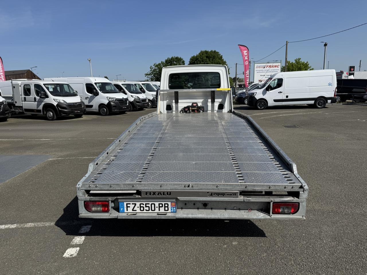 Iveco Daily IVECO PORTE VOITURE DEPANNEUSE 35 S 16 3L0 160 CH EMPATTEMENT 4100 PLATEAU FIX'ALU EQUIP'M - Camión portavehículos: foto 4 Iveco Daily IVECO PORTE VOITURE DEPANNEUSE 35 S 16 3L0 160 CH EMPATTEMENT 4100 PLATEAU FIX'ALU EQUIP'M - Camión portavehículos: foto 4