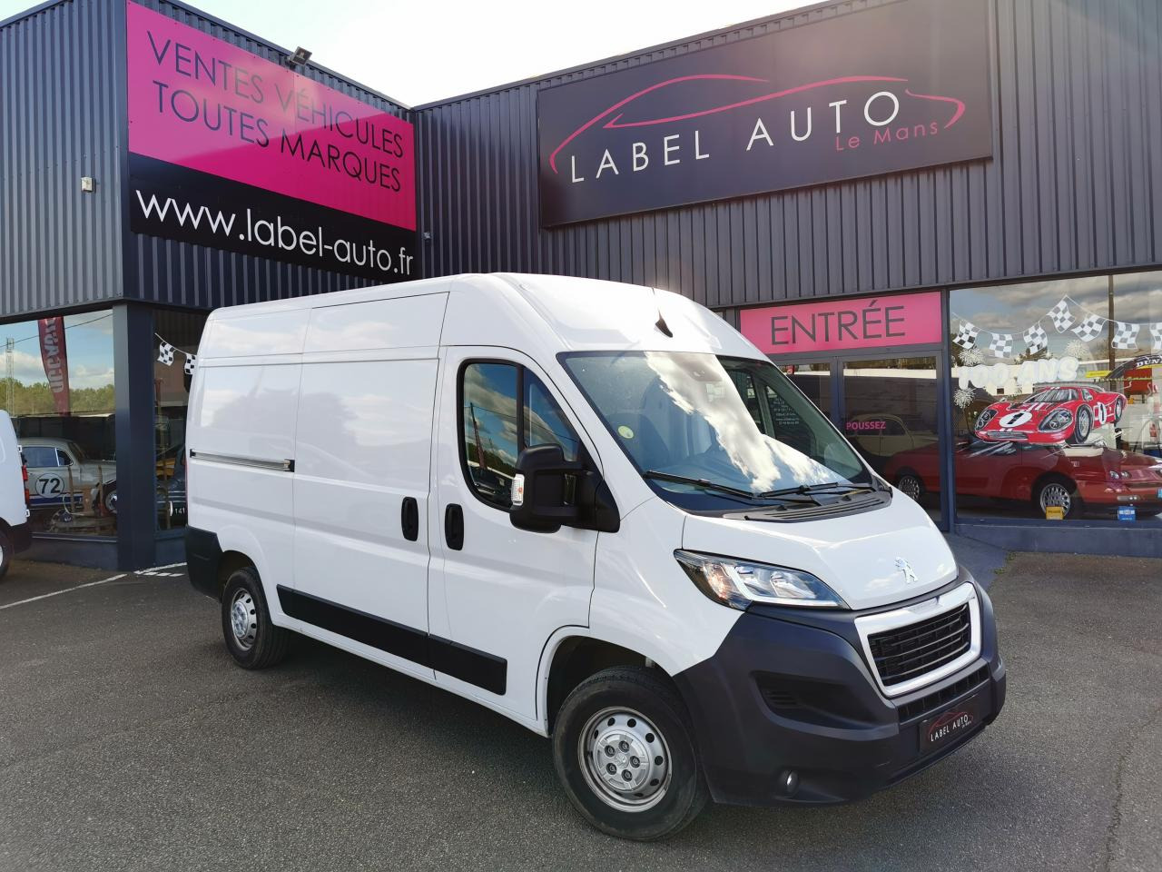 PEUGEOT BOXER 3T0 L2H2 2.2 HDI 140CH ASPHALT - Furgón: foto 1 PEUGEOT BOXER 3T0 L2H2 2.2 HDI 140CH ASPHALT - Furgón: foto 1
