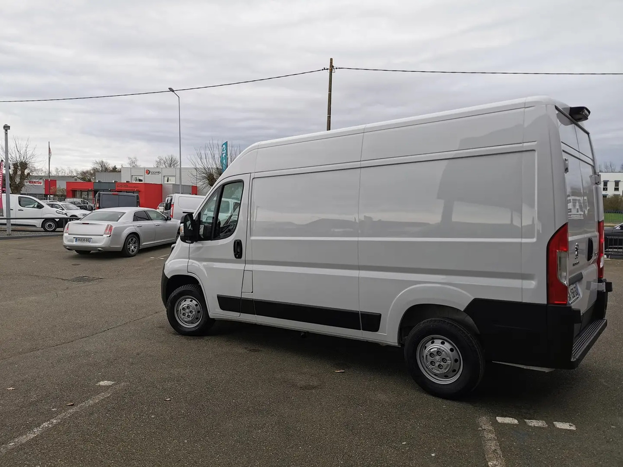 Furgón Peugeot Boxer 333 L2H2 2.2 BLUEHDI S&S 140CH ASPHALT: foto 8