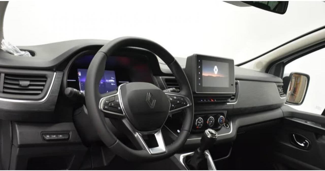 RENAULT Trafic L2 2.0 Energy dCi - 150 - S&S - 25 III COMBI Combi Grand Techno L2H1 PHASE 3 - Furgoneta combi: foto 4 RENAULT Trafic L2 2.0 Energy dCi - 150 - S&S - 25 III COMBI Combi Grand Techno L2H1 PHASE 3 - Furgoneta combi: foto 4