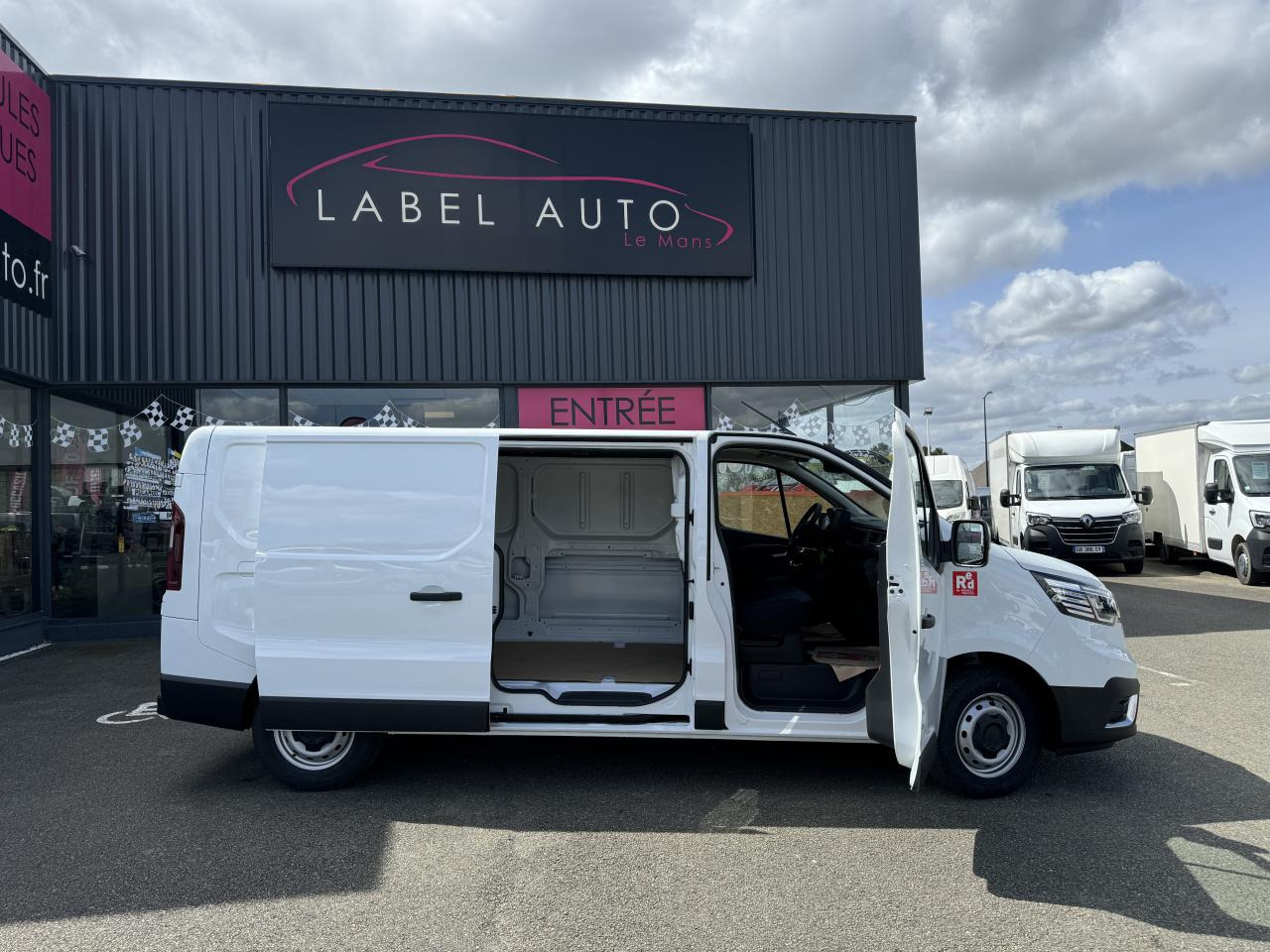 Leasing de RENAULT Trafic L2H1 3000 Kg 2.0 Blue dCi - 150 2024  III FOURGON Fourgon Advance L2H1 PHASE 3 RENAULT Trafic L2H1 3000 Kg 2.0 Blue dCi - 150 2024  III FOURGON Fourgon Advance L2H1 PHASE 3: foto 8