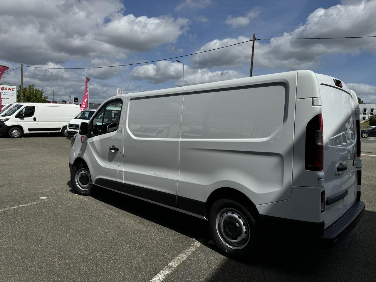 Leasing de RENAULT Trafic L2H1 3000 Kg 2.0 Blue dCi - 150 2024  III FOURGON Fourgon Advance L2H1 PHASE 3 RENAULT Trafic L2H1 3000 Kg 2.0 Blue dCi - 150 2024  III FOURGON Fourgon Advance L2H1 PHASE 3: foto 7