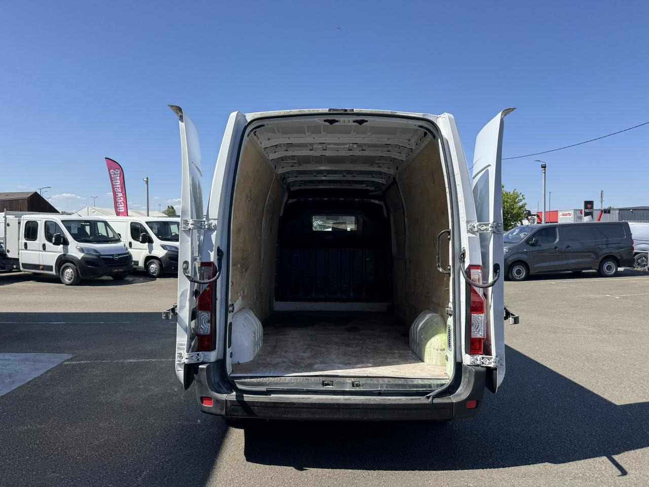 Renault Master F3500 L3H2 2.3 DCI 135CH CONFORT EURO6 - Furgón: foto 2 Renault Master F3500 L3H2 2.3 DCI 135CH CONFORT EURO6 - Furgón: foto 2