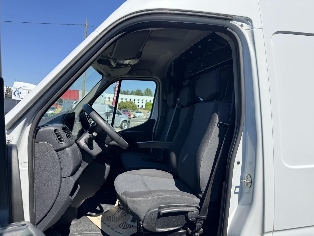 Renault Master F3500 L3H2 2.3 DCI 135CH CONFORT EURO6 - Furgón: foto 4 Renault Master F3500 L3H2 2.3 DCI 135CH CONFORT EURO6 - Furgón: foto 4