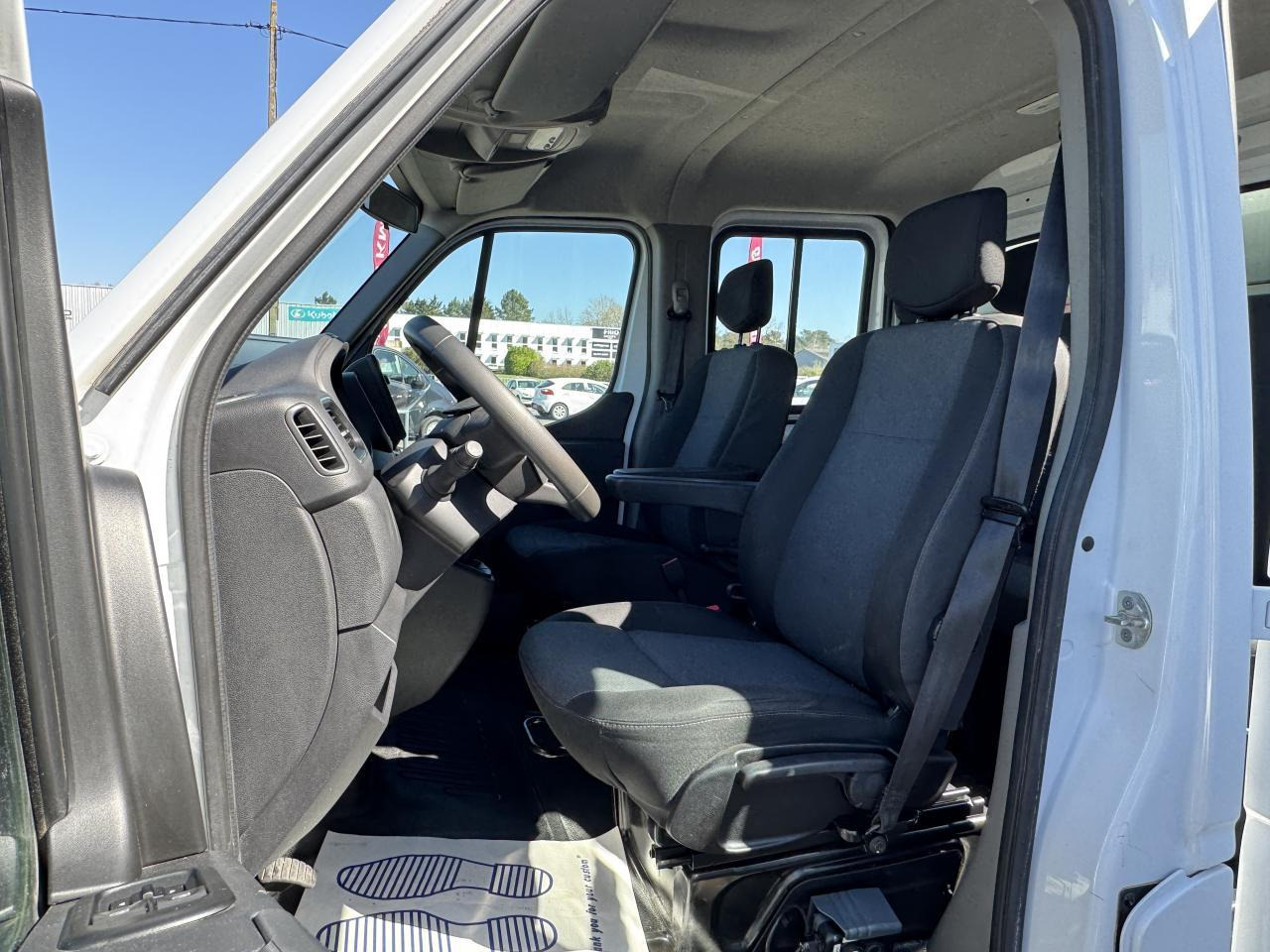Renault Master RENAULT 3T5 BENNE + COFFRE RJ DOUBLE CABINE 6 PL 2.3 DCI 130 CH CONFORT + GPS + REGUL + CLIM - Furgoneta basculante: foto 4 Renault Master RENAULT 3T5 BENNE + COFFRE RJ DOUBLE CABINE 6 PL 2.3 DCI 130 CH CONFORT + GPS + REGUL + CLIM - Furgoneta basculante: foto 4