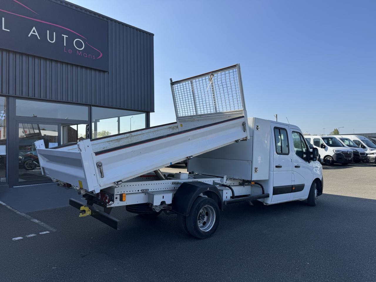 Renault Master combi RENAULT 3T5 BENNE + COFFRE RJ DOUBLE CABINE 6 PL 2.3 DCI 130 CH CONFORT + GPS + REGUL + CLIM - Furgoneta basculante: foto 5 Renault Master combi RENAULT 3T5 BENNE + COFFRE RJ DOUBLE CABINE 6 PL 2.3 DCI 130 CH CONFORT + GPS + REGUL + CLIM - Furgoneta basculante: foto 5