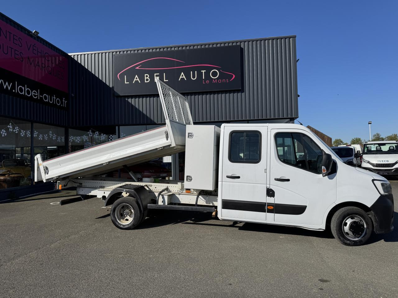 Renault Master combi RENAULT 3T5 BENNE + COFFRE RJ DOUBLE CABINE 6 PL 2.3 DCI 130 CH CONFORT + GPS + REGUL + CLIM - Furgoneta basculante: foto 1 Renault Master combi RENAULT 3T5 BENNE + COFFRE RJ DOUBLE CABINE 6 PL 2.3 DCI 130 CH CONFORT + GPS + REGUL + CLIM - Furgoneta basculante: foto 1