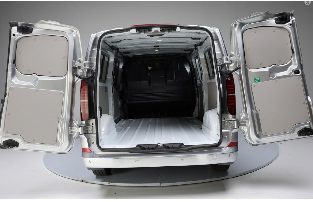 VOLKSWAGEN Transporter L2H1 3.025T 2.0 16V TDI - 170 - BV DSG T7 TV FOURGON TOLE Fourgon Tôlé L2H - Furgón: foto 3 VOLKSWAGEN Transporter L2H1 3.025T 2.0 16V TDI - 170 - BV DSG T7 TV FOURGON TOLE Fourgon Tôlé L2H - Furgón: foto 3