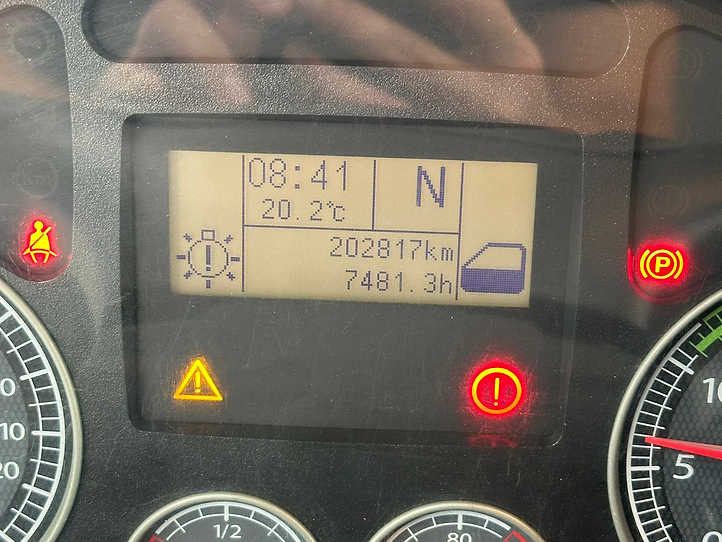 Camión chasis EUROCARGO 180 PASSO VARIABILE: foto 7