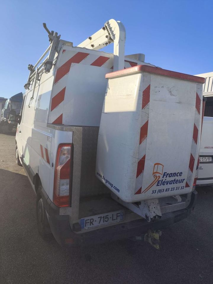 Renault Master RED Fourgon L2H2 145 ch Nacelle France Elévateur 121 Ftcc - Camión con plataforma elevadora: foto 3 Renault Master RED Fourgon L2H2 145 ch Nacelle France Elévateur 121 Ftcc - Camión con plataforma elevadora: foto 3