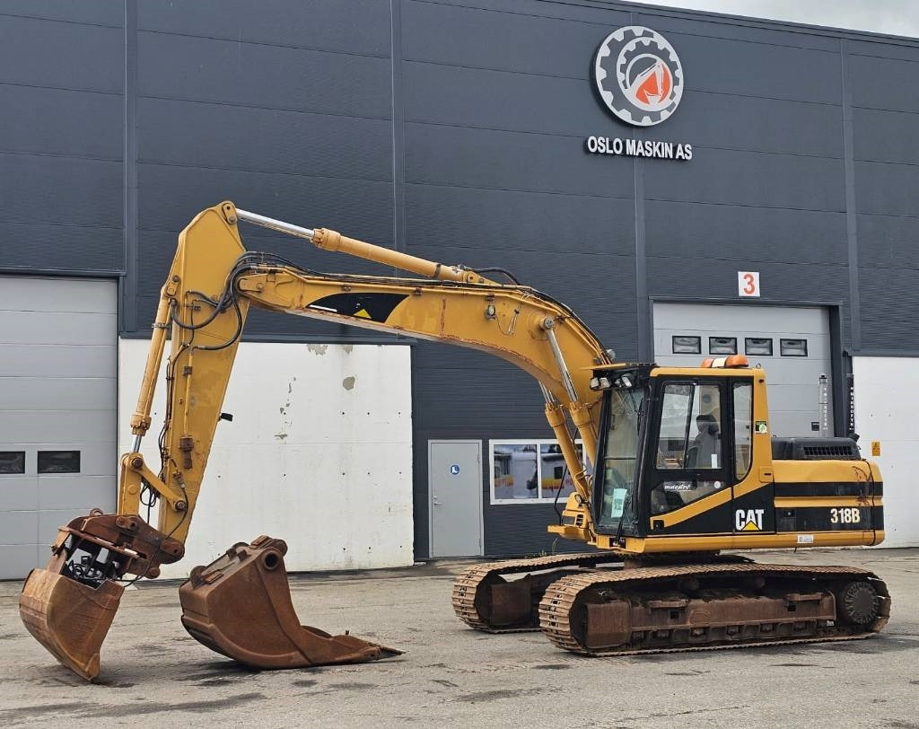 CAT 318 B L - Excavadora de cadenas: foto 1 CAT 318 B L - Excavadora de cadenas: foto 1