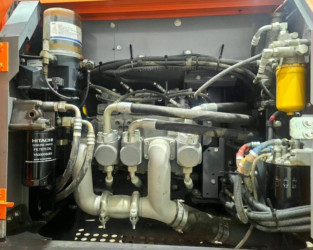 Leasing de Hitachi ZX 210 LC-6 Hitachi ZX 210 LC-6: foto 47 Leasing de Hitachi ZX 210 LC-6 Hitachi ZX 210 LC-6: foto 47