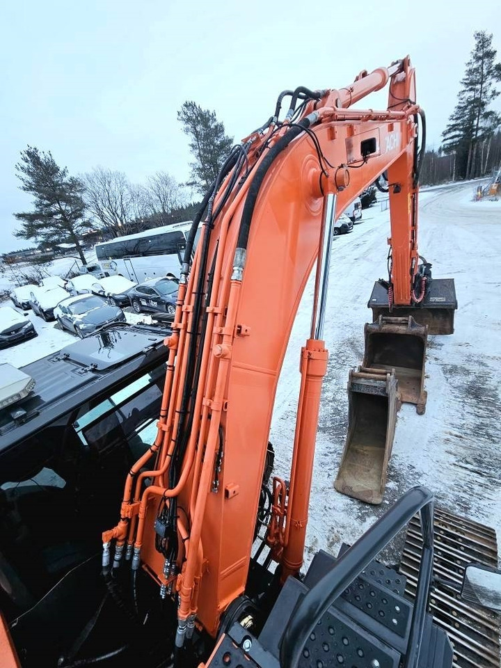 Leasing de Hitachi ZX 210 LC-6 Hitachi ZX 210 LC-6: foto 27 Leasing de Hitachi ZX 210 LC-6 Hitachi ZX 210 LC-6: foto 27