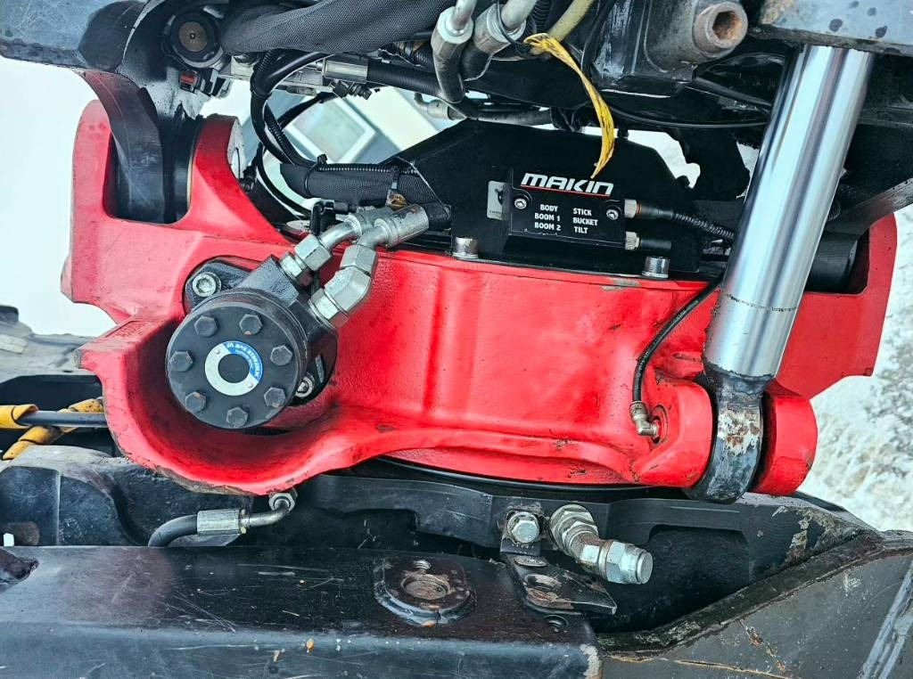 Leasing de Hitachi ZX 210 LC-6 Hitachi ZX 210 LC-6: foto 36 Leasing de Hitachi ZX 210 LC-6 Hitachi ZX 210 LC-6: foto 36