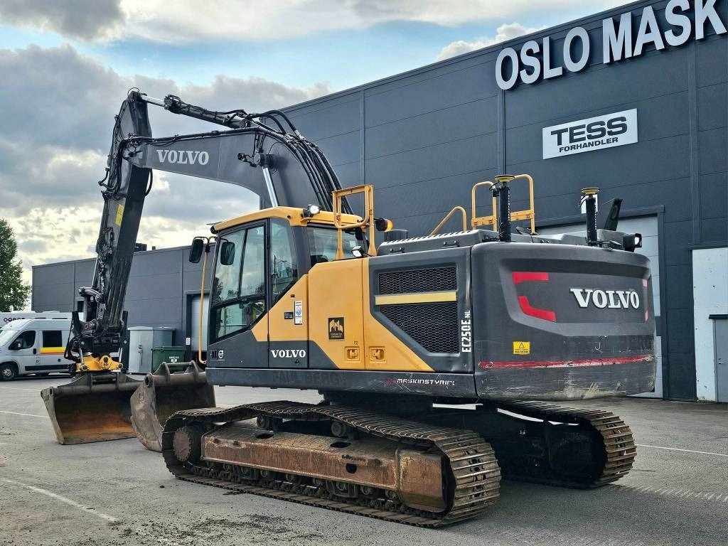 Volvo EC250 ENL - Excavadora de cadenas: foto 3 Volvo EC250 ENL - Excavadora de cadenas: foto 3