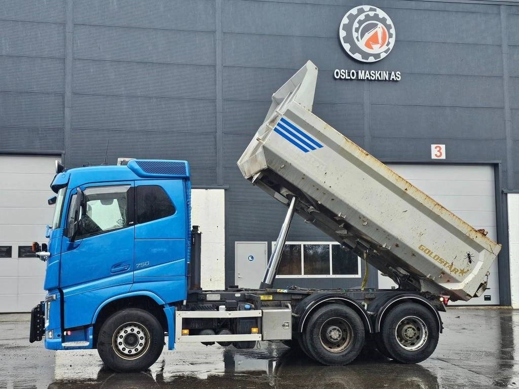 Volvo FH 16 750 - Camión volquete: foto 2 Volvo FH 16 750 - Camión volquete: foto 2