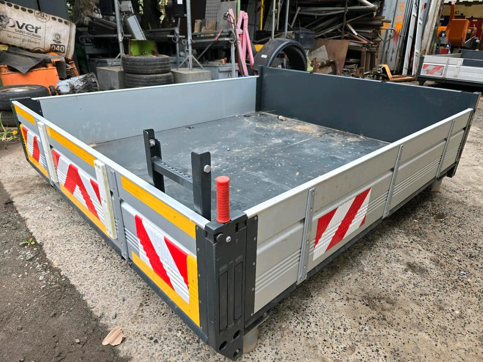 Neue Kipperpritsche Pritsche für Unimog 405 U 318 U318 423 430 429 327 435 U 400 300 290 Mercedes-Benz - Carrocería basculante: foto 1 Neue Kipperpritsche Pritsche für Unimog 405 U 318 U318 423 430 429 327 435 U 400 300 290 Mercedes-Benz - Carrocería basculante: foto 1