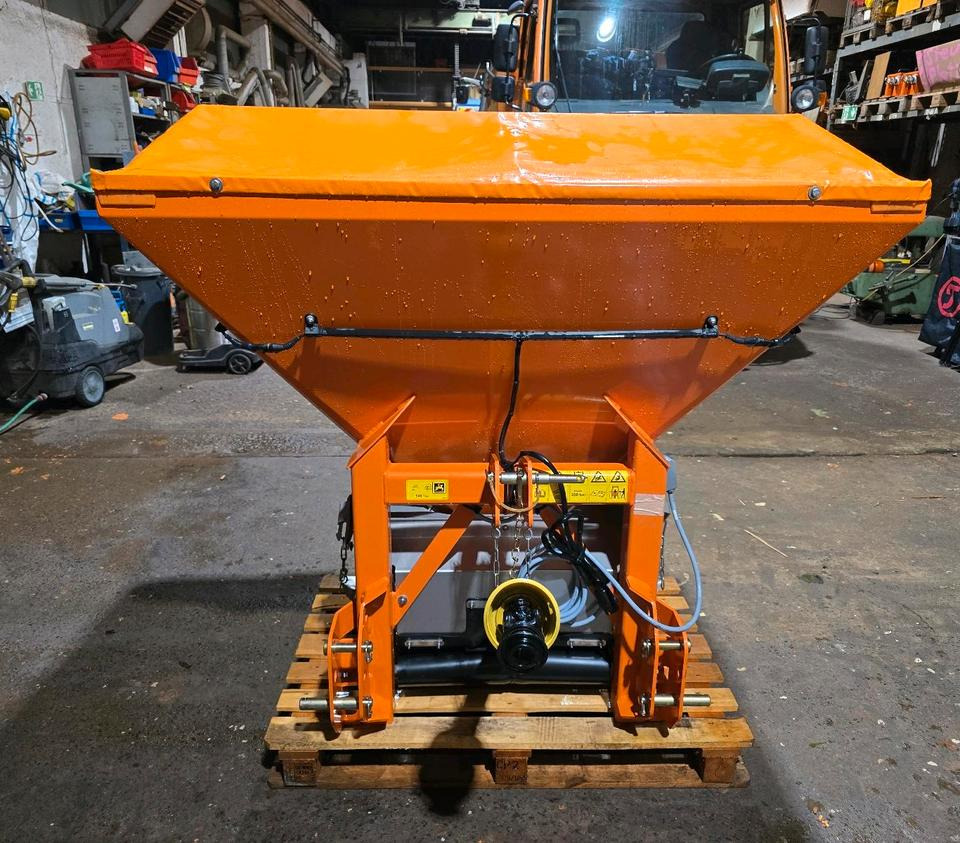 Neuer Amazone E+S 750 Salzstreuer Düngerstreuer Winterdienst Streuautomat Streusilo Solestreuer passend für Traktor Fendt Deutz Claas Case - Esparcidor de sal: foto 2 Neuer Amazone E+S 750 Salzstreuer Düngerstreuer Winterdienst Streuautomat Streusilo Solestreuer passend für Traktor Fendt Deutz Claas Case - Esparcidor de sal: foto 2