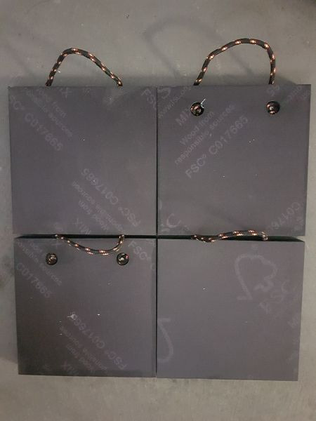 Nowe podkłady pod stabilizatory - Piezas de recambio para Plataforma elevadora: foto 1 Nowe podkłady pod stabilizatory - Piezas de recambio para Plataforma elevadora: foto 1