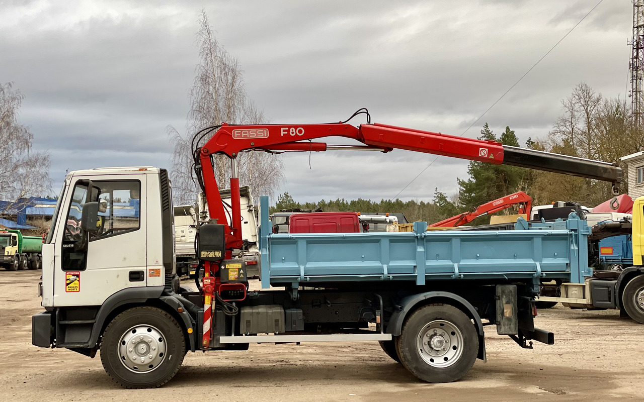 IVECO EUROCARGO - Camión grúa: foto 4 IVECO EUROCARGO - Camión grúa: foto 4