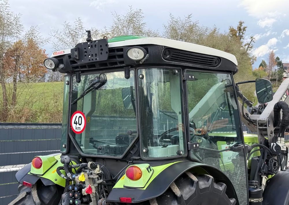 Tractor Claas * Ciągnik Traktor CLAAS 240 F NEXOS * 4x4 * Sadowniczy * Tur MX F304 * TUZ * Wałek WOM: foto 20 Tractor Claas * Ciągnik Traktor CLAAS 240 F NEXOS * 4x4 * Sadowniczy * Tur MX F304 * TUZ * Wałek WOM: foto 20