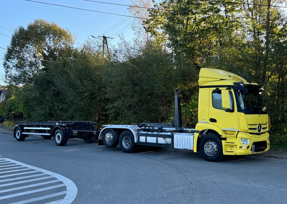 Kögel * Przyczepa Do Przewozu Kontenerów * - Remolque multilift/ Portacontenedores de cadenas: foto 2 Kögel * Przyczepa Do Przewozu Kontenerów * - Remolque multilift/ Portacontenedores de cadenas: foto 2