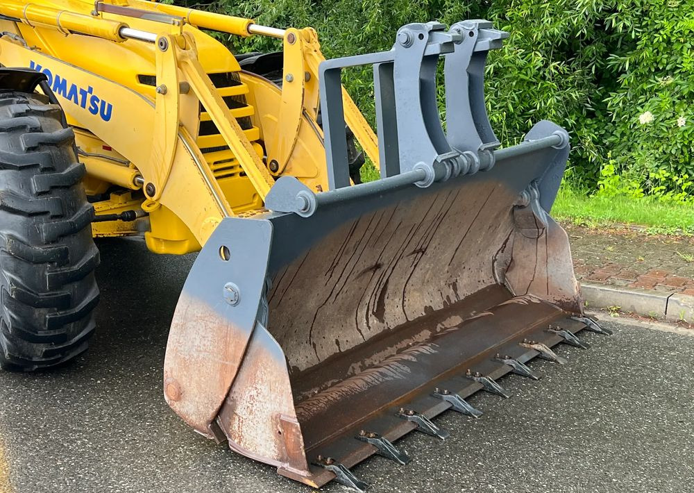 Komatsu * Koparko Ładowarka * Komatsu WB 97 S Utility * - Retroexcavadora: foto 2 Komatsu * Koparko Ładowarka * Komatsu WB 97 S Utility * - Retroexcavadora: foto 2