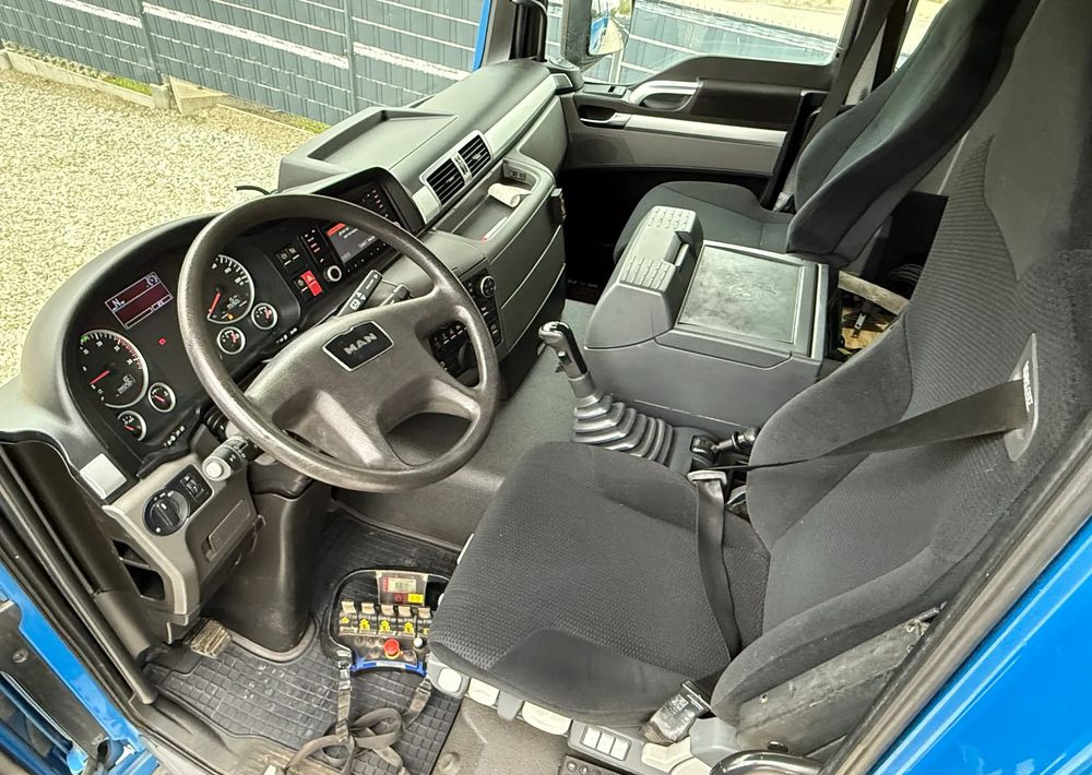 Leasing de MAN * MAN 18.440 TGS * 4x4 * HDS Fassi F215 * Sprowadzony * 95 000 KM ! * Stan Jak Nowy MAN * MAN 18.440 TGS * 4x4 * HDS Fassi F215 * Sprowadzony * 95 000 KM ! * Stan Jak Nowy: foto 12 Leasing de MAN * MAN 18.440 TGS * 4x4 * HDS Fassi F215 * Sprowadzony * 95 000 KM ! * Stan Jak Nowy MAN * MAN 18.440 TGS * 4x4 * HDS Fassi F215 * Sprowadzony * 95 000 KM ! * Stan Jak Nowy: foto 12