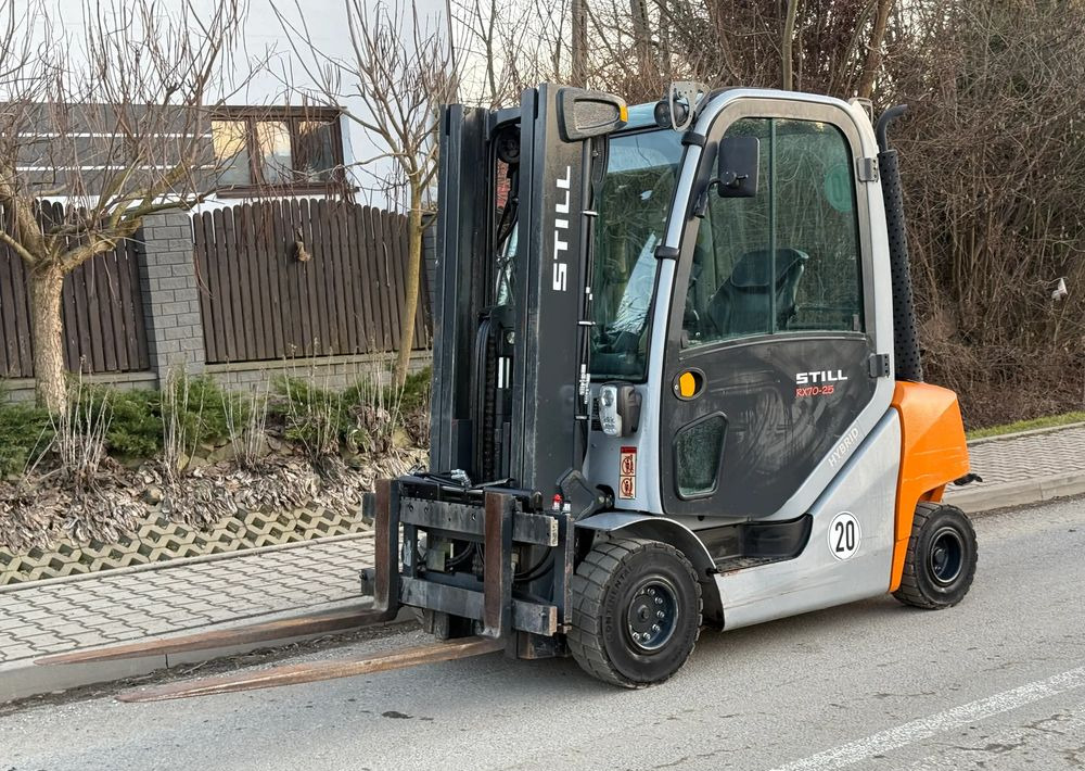 Still * Sprowadzony * Still RX 70-25 Triplex * Wózek Widłowy * Stan Idealny * - Carretilla elevadora diésel: foto 1 Still * Sprowadzony * Still RX 70-25 Triplex * Wózek Widłowy * Stan Idealny * - Carretilla elevadora diésel: foto 1