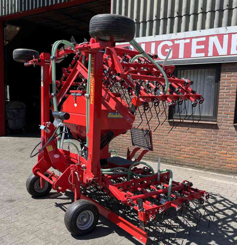 Einbock Pneumaticstar 600 STI weideg weidebouwmachines - Grada de púas: foto 3 Einbock Pneumaticstar 600 STI weideg weidebouwmachines - Grada de púas: foto 3