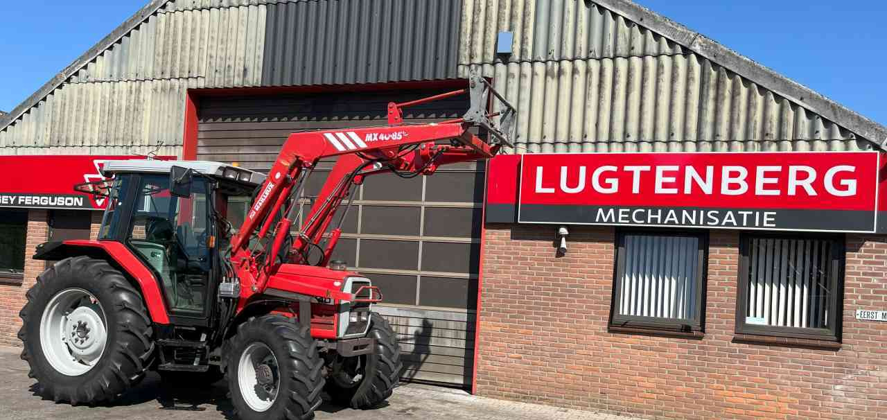 Massey Ferguson 6140 Dynashift met Mailleux voorlader tractoren *Verkocht/sold* - Tractor: foto 1 Massey Ferguson 6140 Dynashift met Mailleux voorlader tractoren *Verkocht/sold* - Tractor: foto 1