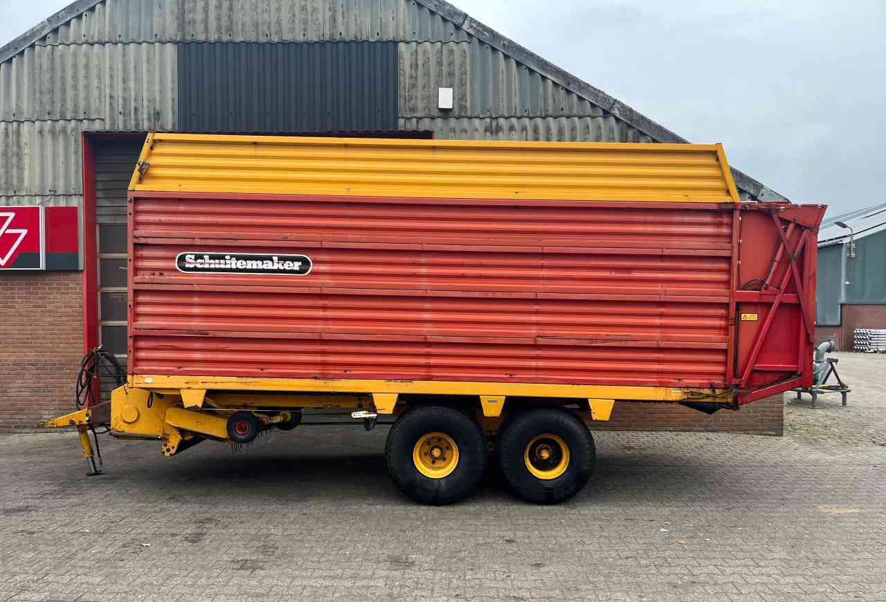 Schuitemaker Rapide 100S Opraapwagen, ladewagen, weidebouwmachines - Remolque autocargador: foto 2 Schuitemaker Rapide 100S Opraapwagen, ladewagen, weidebouwmachines - Remolque autocargador: foto 2