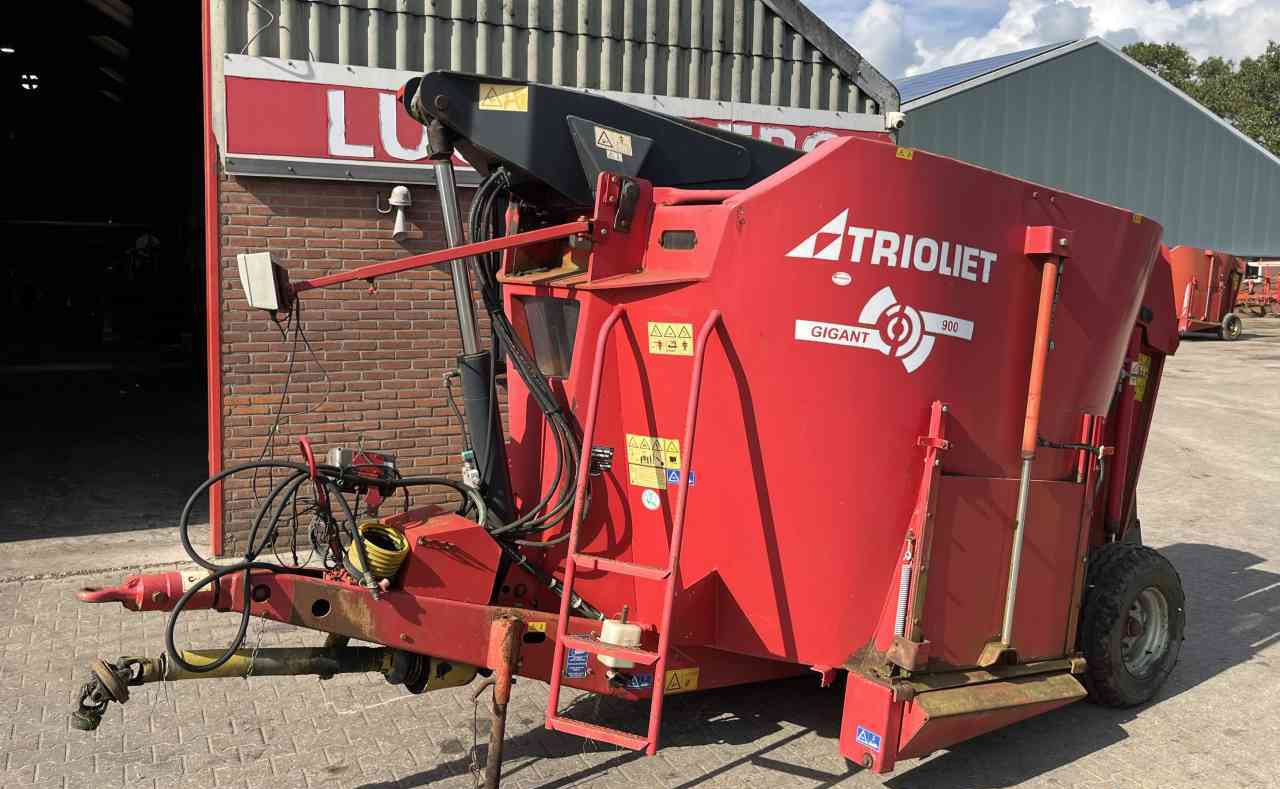 Trioliet Gigant 900 voermengwagen zelfladend Voermachines - Desensiladora: foto 1 Trioliet Gigant 900 voermengwagen zelfladend Voermachines - Desensiladora: foto 1