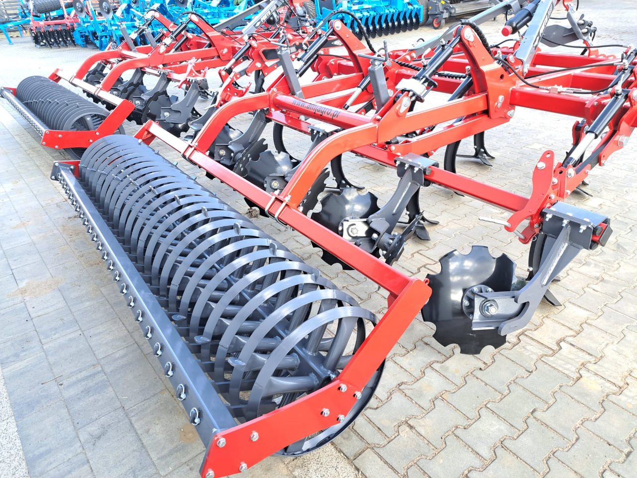 AMJ AGRO Porto 300 - Equipo para trabajo del suelo: foto 3 AMJ AGRO Porto 300 - Equipo para trabajo del suelo: foto 3