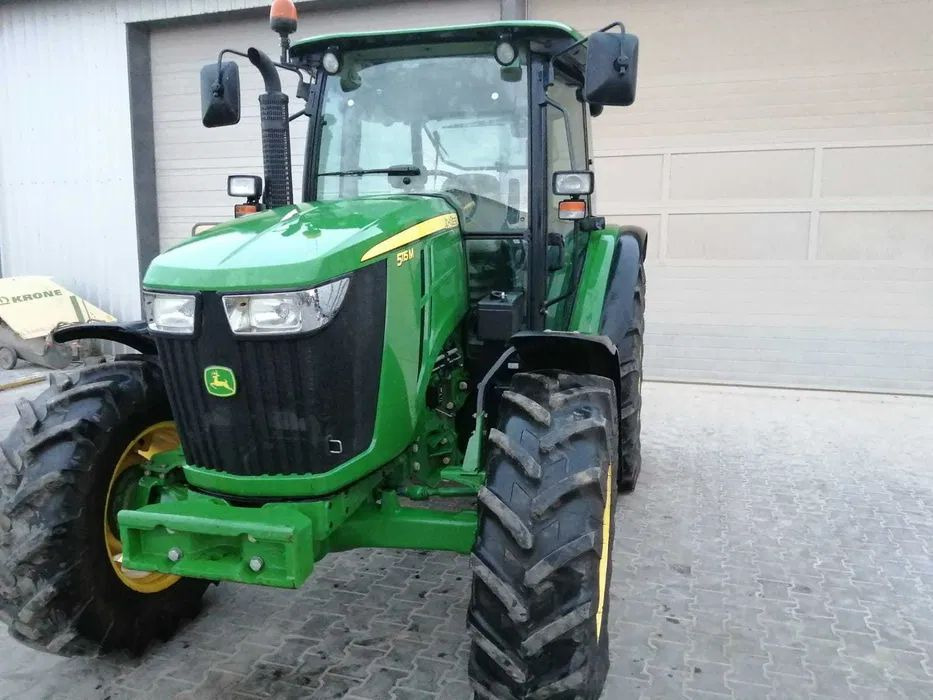 Ciągnik JOHN DEERE 5115M - Tractor: foto 2 Ciągnik JOHN DEERE 5115M - Tractor: foto 2