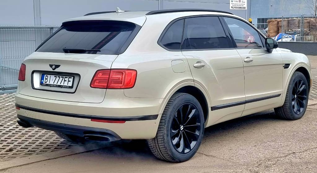 Bentley BENTAYGA 6.0 W12 - Coche: foto 1 Bentley BENTAYGA 6.0 W12 - Coche: foto 1