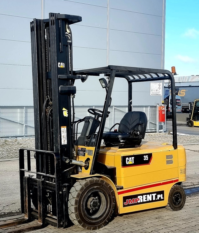 CAT EP 35 K PAC - Carretilla elevadora eléctrica: foto 2 CAT EP 35 K PAC - Carretilla elevadora eléctrica: foto 2