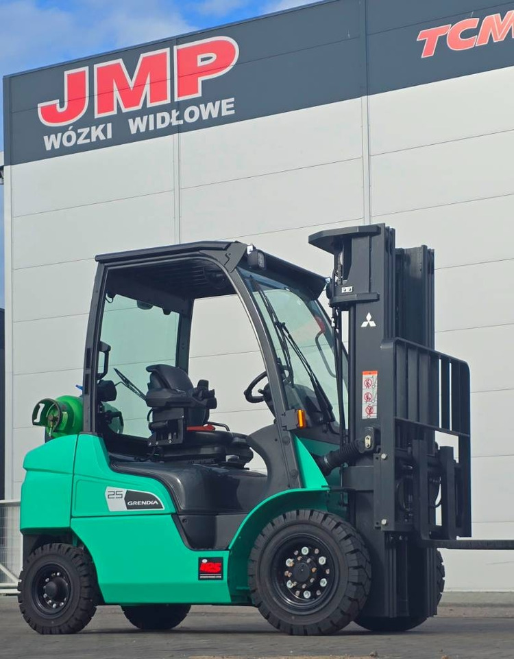 Mitsubishi FG 25 N DEMO like NEW - Carretilla elevadora de gas: foto 1 Mitsubishi FG 25 N DEMO like NEW - Carretilla elevadora de gas: foto 1