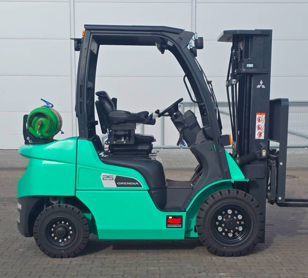 Mitsubishi FG 25 N DEMO like NEW - Carretilla elevadora de gas: foto 4 Mitsubishi FG 25 N DEMO like NEW - Carretilla elevadora de gas: foto 4