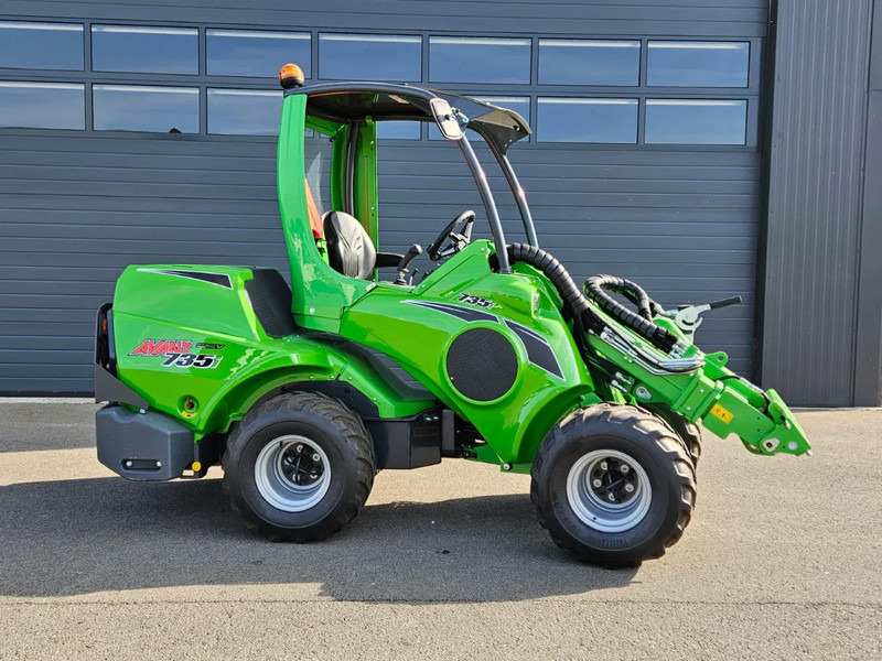 Avant 735i Rental mini-shovel - Minicargadora de cadenas: foto 2 Avant 735i Rental mini-shovel - Minicargadora de cadenas: foto 2