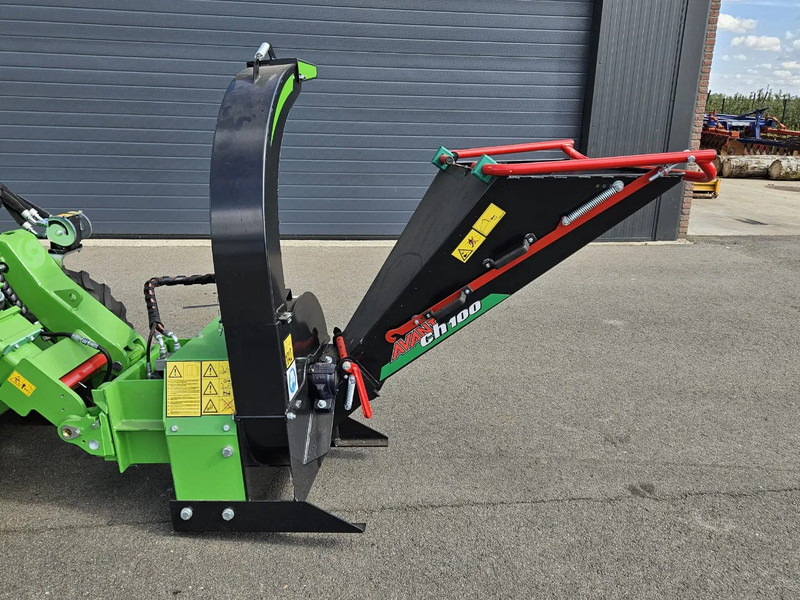 Avant CH100 Houtversnipperaar - Implemento para Maquinaria agrícola: foto 2 Avant CH100 Houtversnipperaar - Implemento para Maquinaria agrícola: foto 2