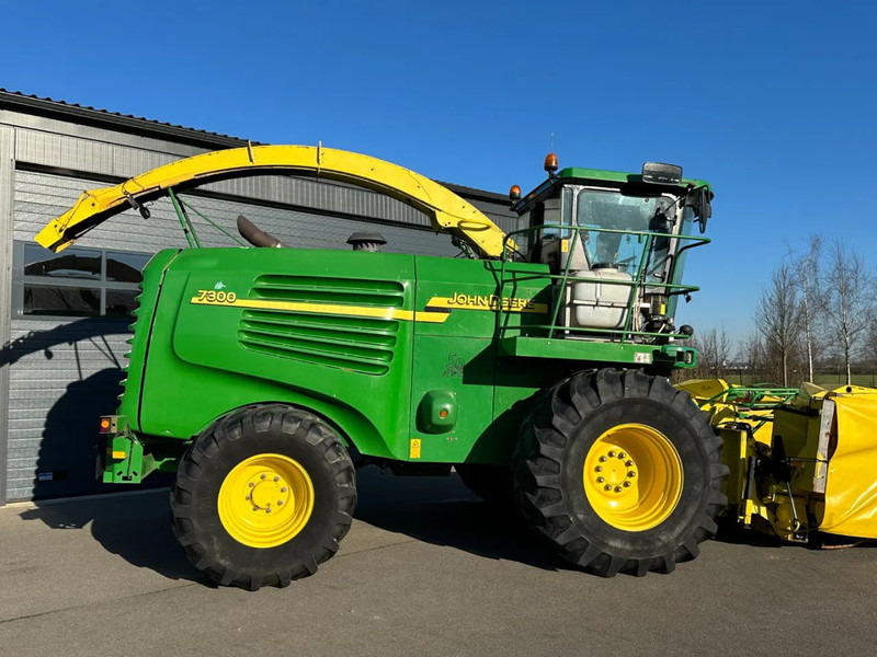 John Deere 7300 - Cosechadora de forraje: foto 3 John Deere 7300 - Cosechadora de forraje: foto 3